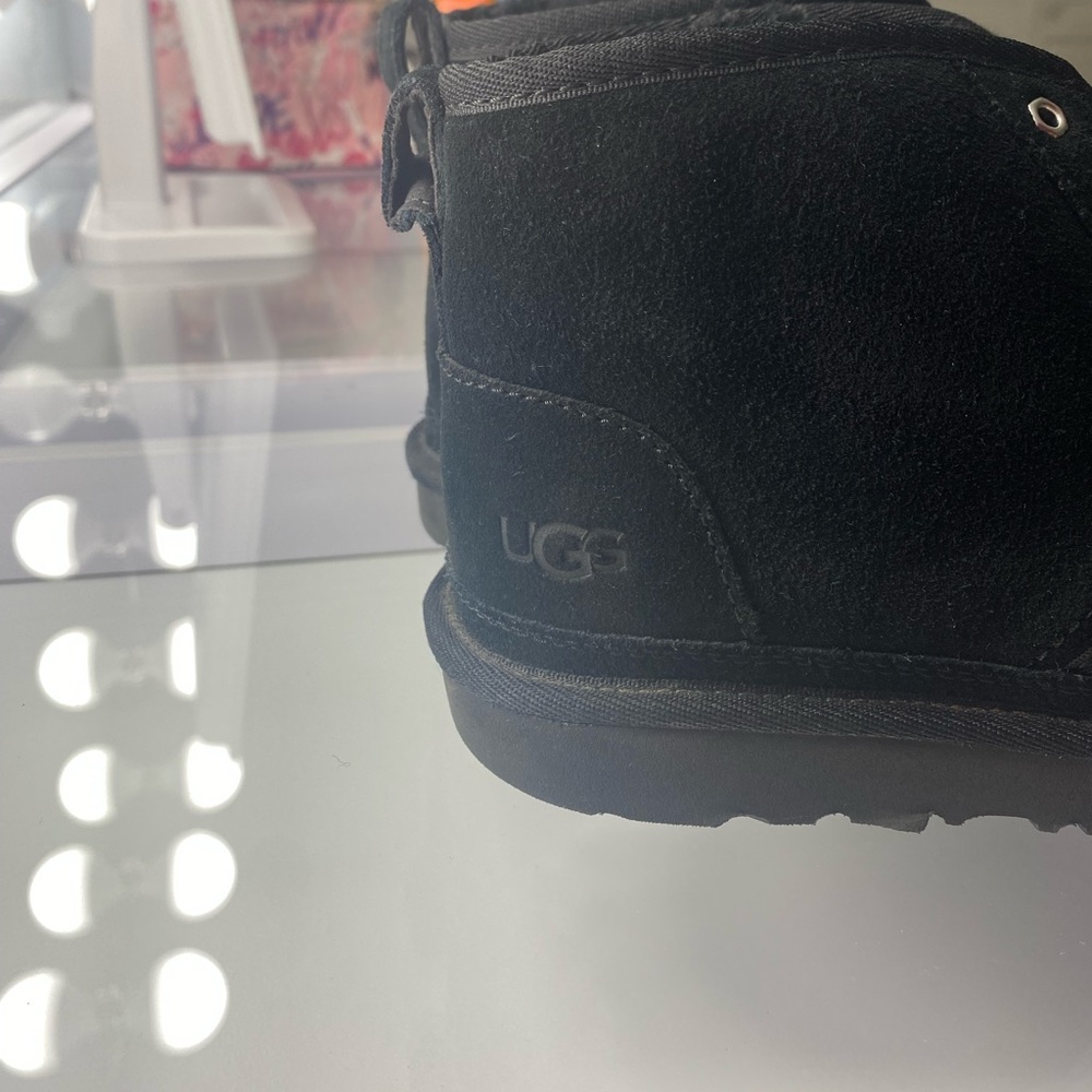 black ugg boots